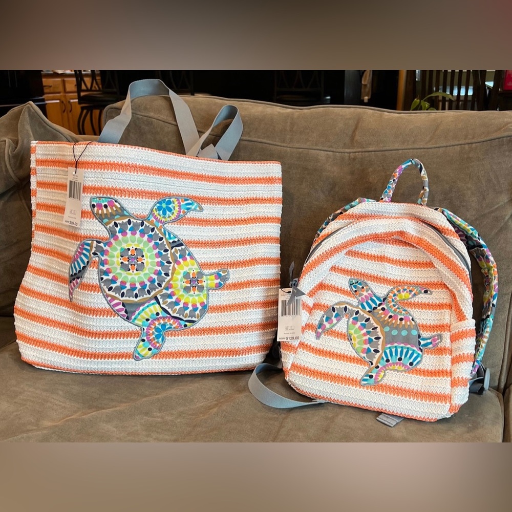 NWT RARE- Two piece set Vera Bradley Straw Tote and backpack with turtles